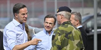 Лідери НАТО закликають союзників збільшити фінансову підтримку України Марк Рютте та Ульф Крістерссон під час спільної пресконференції щодо підтримки України