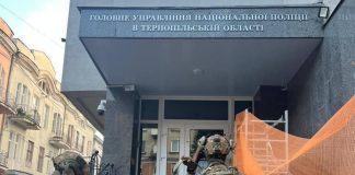 У справі «порноофісів» арештували топпосадовців поліції Обшуки в поліції у справі прикриття «порноофісів»