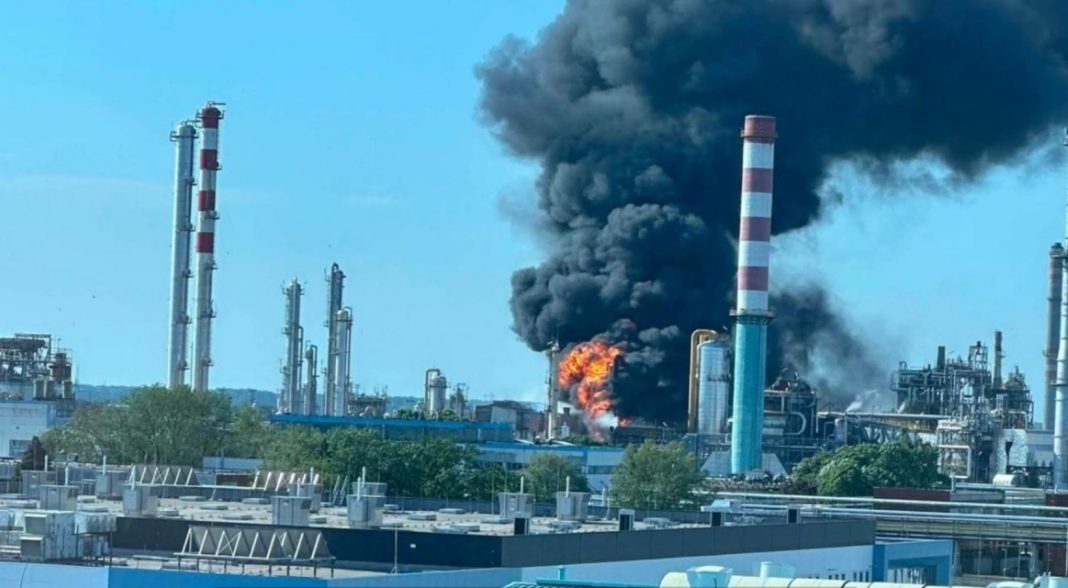 Screenshot_1 Вибух на нафтопереробному заводі MOL в Угорщині