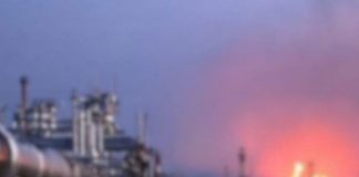 Росіяни понад добу атакують об’єкти Нафтогазу Пожежа на нафтогазовому об’єкті у Харківській області після атаки