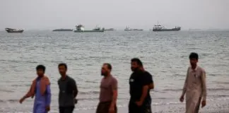 Після місяців блокади танкери знову залишають Ормузьку протоку Танкери зі зрідженим природним газом в Ормузькій протоці