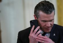 Smartphone with the White House app