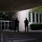 ФБР знайшло 300 кг золота та мільйони готівки в будинку топчиновника ЦРУ