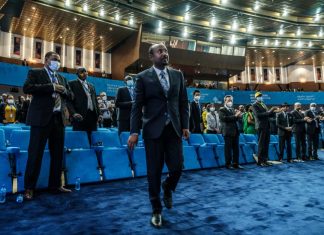 Прем’єр Ефіопії Абій Ахмед очолює вибори на тлі конфліктів Прем’єр-міністр Ефіопії Абій Ахмед під час виборчої кампанії в 2026 році