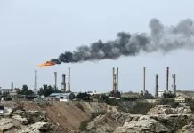Іран вперше зупинив експорт нафти з острова Харк Іран зупинив експорт нафти з острова Харк