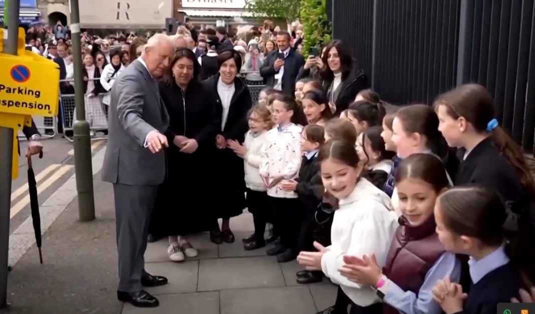 King Charles in the Jewish district of London