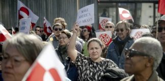 Як плани США щодо Гренландії впливають на міжнародну політику Протести в Гренландії
