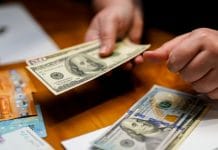 Курс долара та євро в Україні