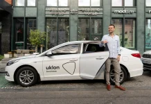 Дистанційно кероване авто Uklon.
