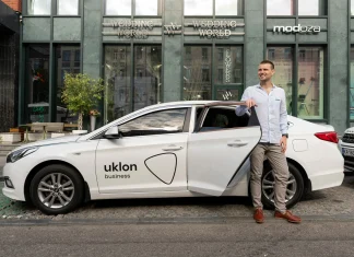 Безпілотні таксі стають реальністю: Uklon запустив тестування в Україні Дистанційно кероване авто Uklon.