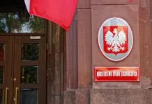 Польща попередила РФ про наслідки ударів по дипмісіях Будівля польського посольства в Києві
