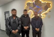 Сутичка ромів з військовими біля ТЦК