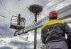 ДТЕК відновлює електрику після атак
