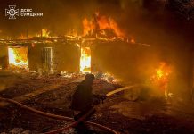 Пожежа після обстрілу у Сумській області