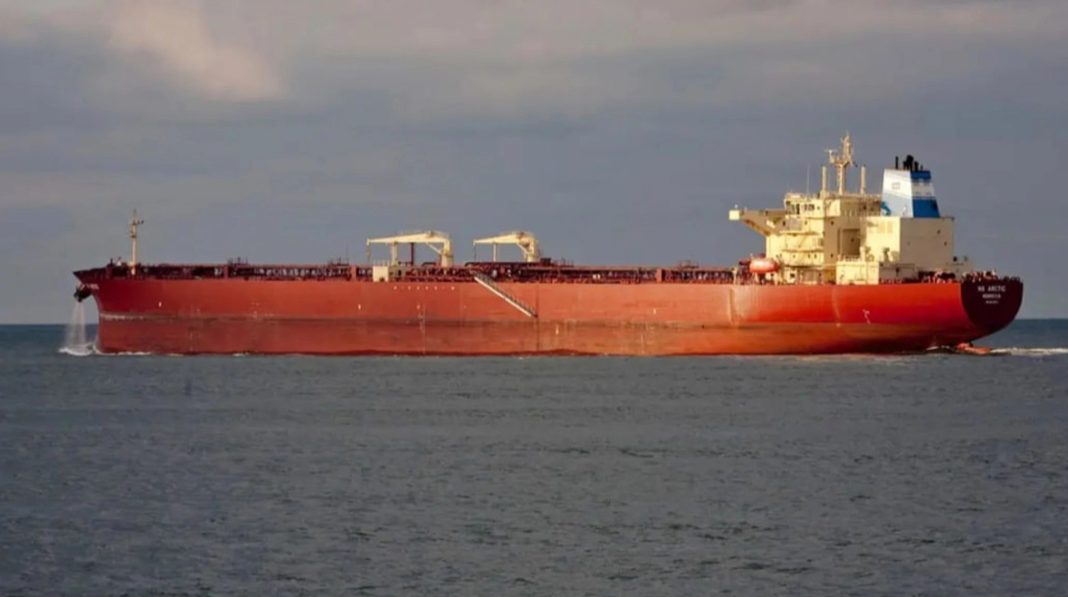 Gas carriers pass through the Strait of Hormuz