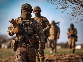 РФ втрачає сили та території: у війні настав переломний момент Українські військові на фронті