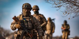 РФ втрачає сили та території: у війні настав переломний момент Українські військові на фронті