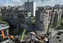 Зруйнований будинок після російського обстрілу