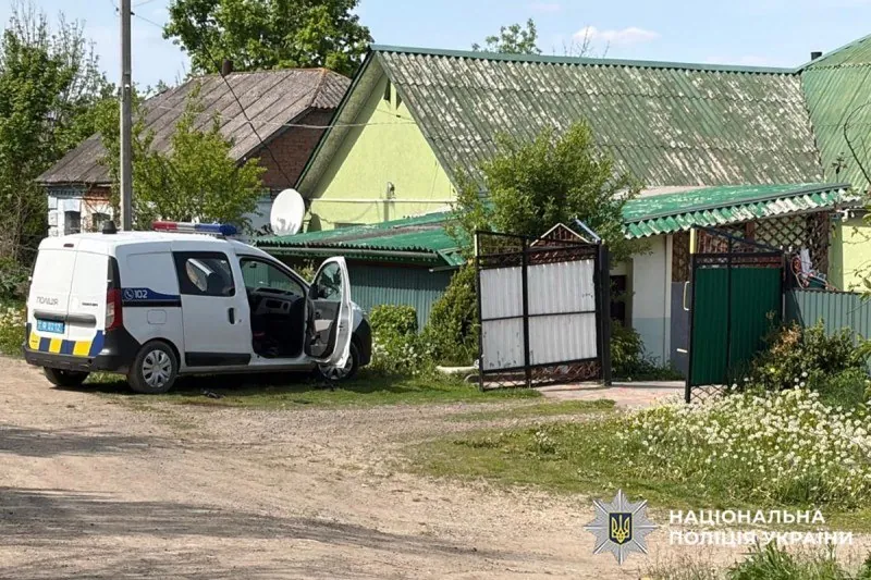 Поліція Хмельниччини розшукує підозрюваного у нападі