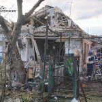 У Запоріжжі дрони РФ зруйнували будинок: є постраждалі