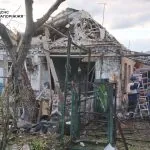 У Запоріжжі дрони РФ зруйнували будинок: є постраждалі