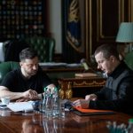 Росія втрачає нафту й банки: санкції б’ють по економіці РФ