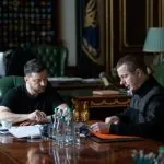 Росія втрачає нафту й банки: санкції б’ють по економіці РФ