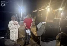 В Одесі розкрили схему шахрайства з використанням ШІ та call-центрів, що націлювалася на Правоохоронці з викритої шахрайської організації в Одесі, яка ошукувала іноземців через технології ШІ