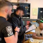 Двоє посадовців БЕБ затримані за корупцію