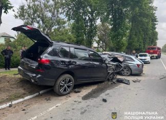 У Переяславі сталася смертельна ДТП за участю двох неповнолітніх Місце ДТП в Переяславі на перехресті вулиць Богдана Хмельницького та Борисівське Поле 29 травня 2026 року.