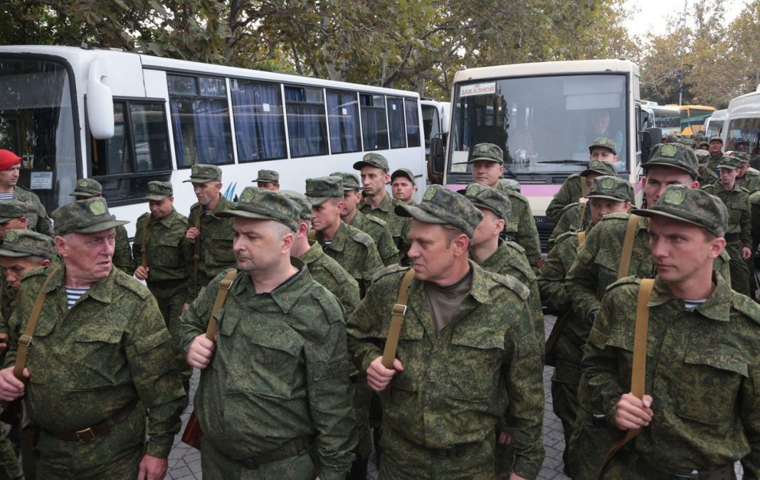 _rosiya_priziv_krim_sevastopol_gettyimages_1243542815_817d5966ab270e913465472072155a8f_1300x820 Mass mobilisation or the Russian peace treaty