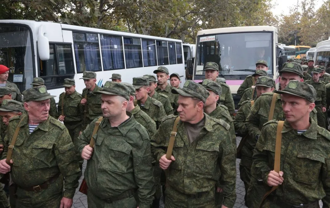 _rosiya_priziv_krim_sevastopol_gettyimages_1243542815_817d5966ab270e913465472072155a8f_1300x820 Масова мобілізація чи мирний договір РФ