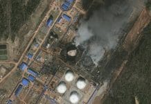 Супутникові фото зруйнованої нафтобази Пермі