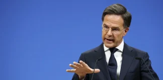 Мирна угода залежить від Путіна: Рютте про переговори з РФ Марк Рютте під час пресконференції про мирну угоду з Росією.