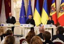 President of Ukraine Volodymyr Zelenskyy and President of Moldova Maia Sandu during a joint press conference
