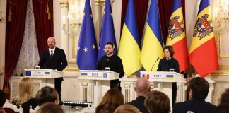 Україна та Молдова наблизилися до переговорів з ЄС Президент України Володимир Зеленський та президентка Молдови Мая Санду під час спільної пресконференції