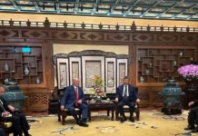 Лукашенко та Сі Цзіньпін під час переговорів у Китаї.