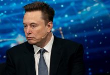 SpaceX loses $600 billion: shares fall for the third day running Elon Musk against the backdrop of falling SpaceX shares