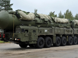 РФ попередила США про удар «Орєшніком» з бойовим зарядом: загроза 11-14 червня Ракетний комплекс «Орєшнік» на тягачі