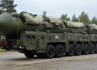 РФ попередила США про удар «Орєшніком» з бойовим зарядом: загроза 11-14 червня Ракетний комплекс «Орєшнік» на тягачі