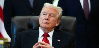 Donald Trump announces the threat of tariffs on Europe over the digital tax.