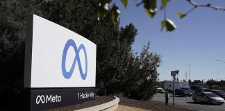 Meta is asking the US Congress to grant it immunity from liability for harm caused to children The Meta logo outside the company’s headquarters in California, set against the backdrop of the corporate campus.