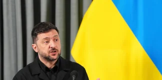 Зеленський висунув ультиматум Лукашенку та відповів Навроцькому Зеленський під час інтерв'ю про Білорусь та дрони РФ.