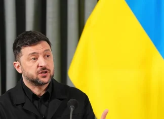 Зеленський висунув ультиматум Лукашенку та відповів Навроцькому Зеленський під час інтерв'ю про Білорусь та дрони РФ.