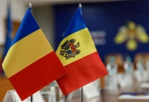 Румунія схвалила законопроєкт про можливе об’єднання з Молдовою Прапори Молдови та Румунії