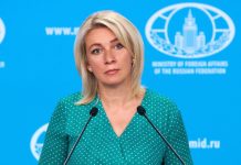 Росія вибухнула заявами після рішення Зеленського щодо російської мови Офіційна представниця Міністерства закордонних справ Росії Марія Захарова під час публічного виступу коментує рішення України щодо російської мови