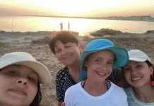 Україна вимагає повернути дітей із Італії: що сталося Українські діти-сироти з Сум у супроводі української опікунки в Італії