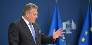 Брюссель і Пекін почали переговори, щоб уникнути нової торгової війни Європейський Союз і Китай домовляються про торговельні відносини