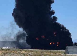 Стратегічний бомбардувальник B-52 розбився на авіабазі Едвардс у Каліфорнії