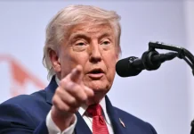 США та Іран уклали тимчасову угоду про припинення конфлікту Президент Дональд Трамп у Версалі під час саміту G7.